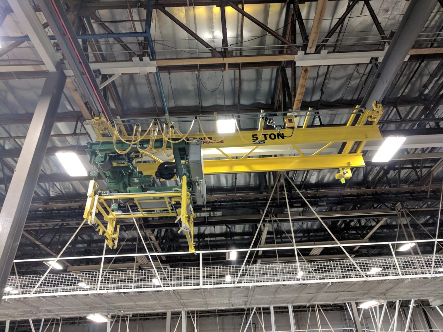 5 Ton Double Girder Bridge Crane with 4-Point Pick Hoist and Custom Designed Below-The-Hook Lifting Device