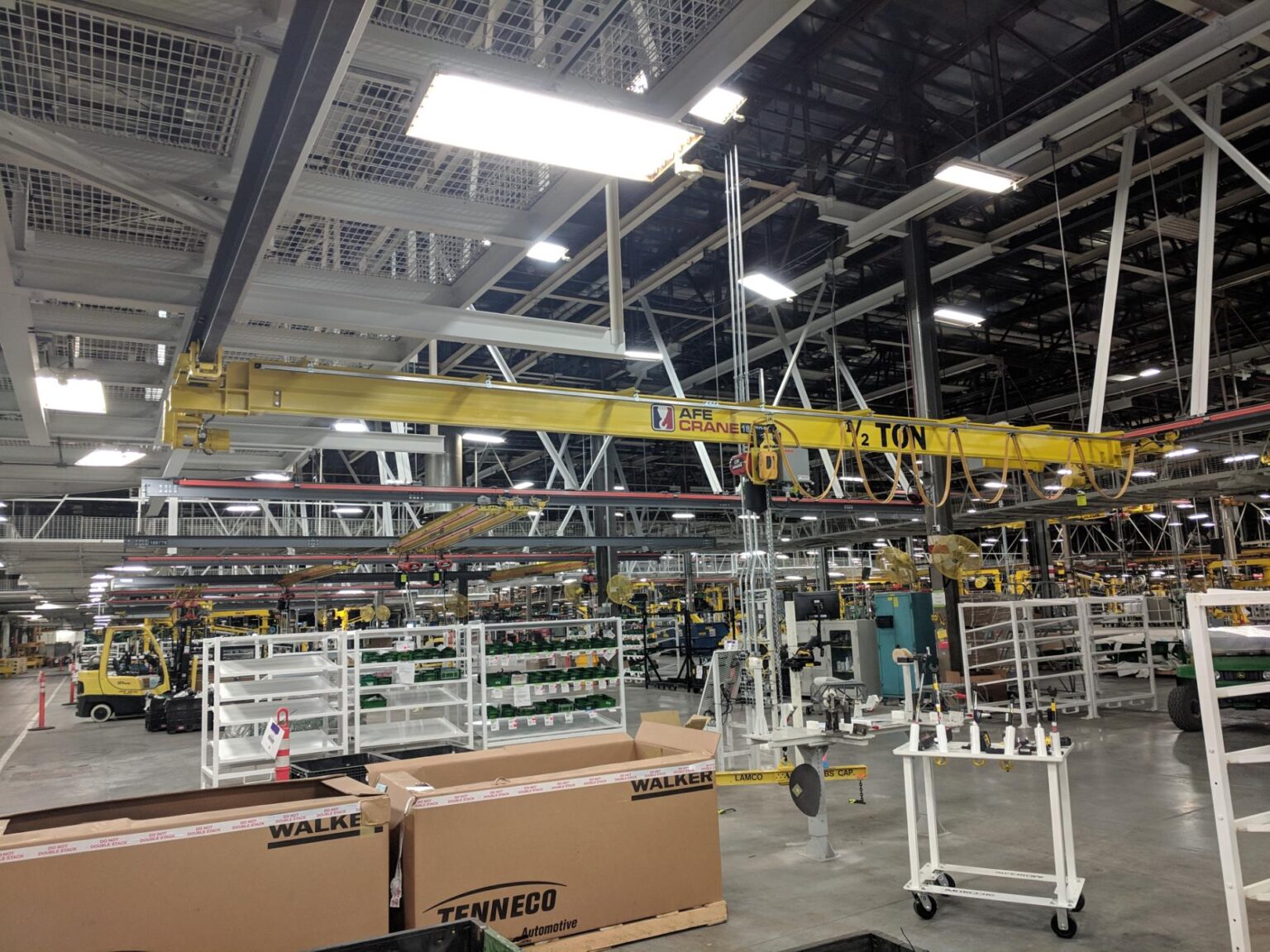 1/2 Ton Under Hung Bridge Crane with Coped Bridge Girder to Maximize Hook Height