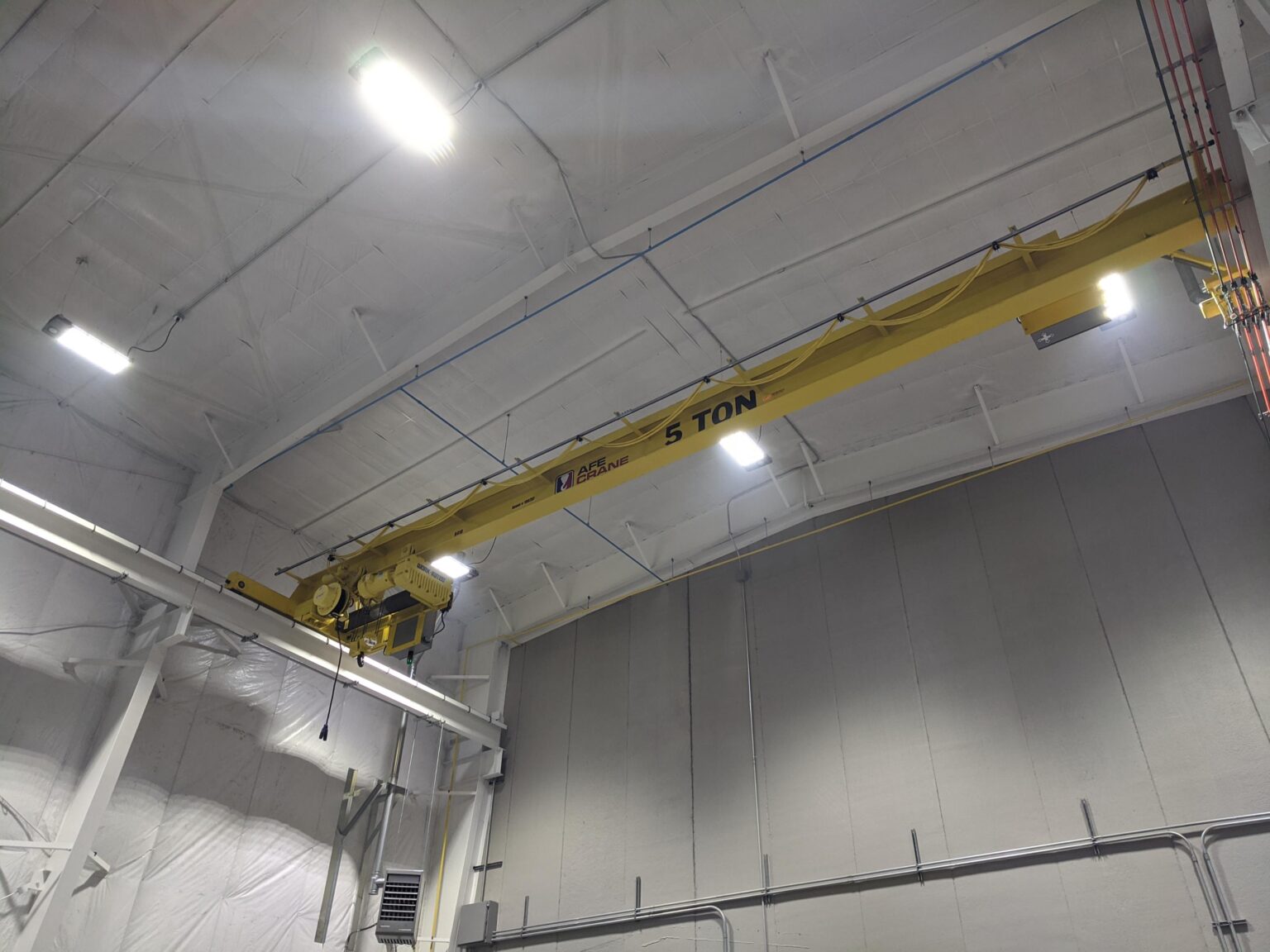 5 Ton Top Running Bridge Crane with Cord Reel and Electrical Drive for Below-the-Hook Magnet