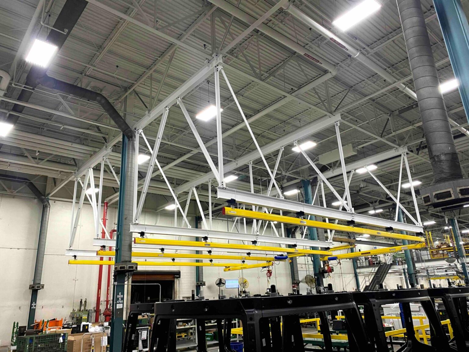 Multiple Ceiling Suspended Unified Workstation Bridge Crane System with AFE Built Support Steel