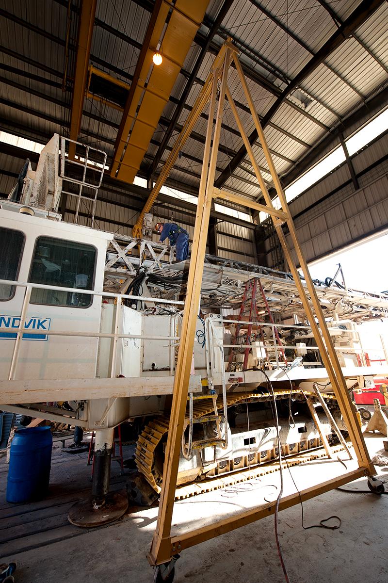 Rigid Lifelines Rolling A-Frame Fall Protection Systems